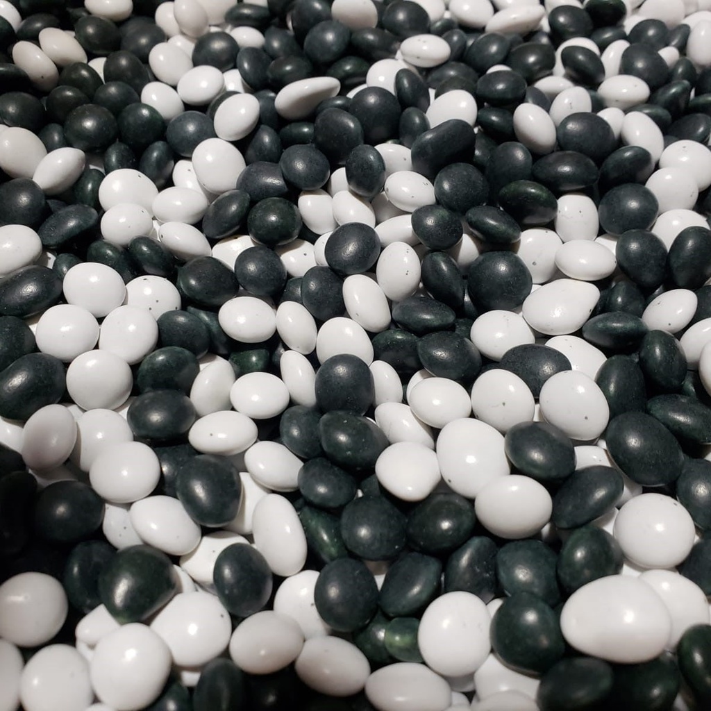 DB Black & White Teeny Lentils